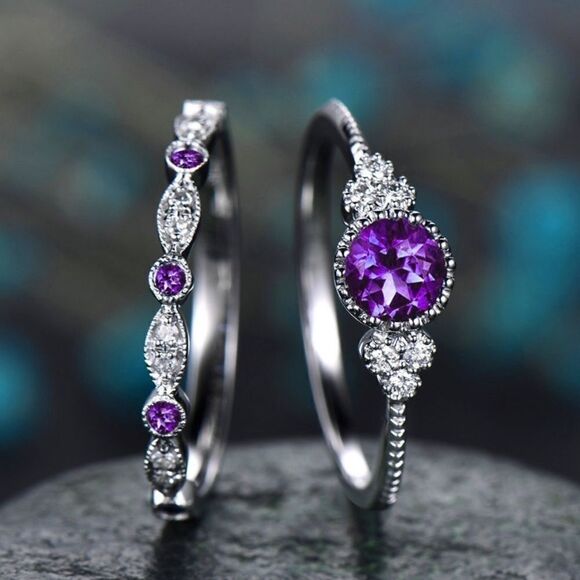 NEW! Dainty “Flora” 18K Purple Sapphire Ring Set - Picture 1 of 4